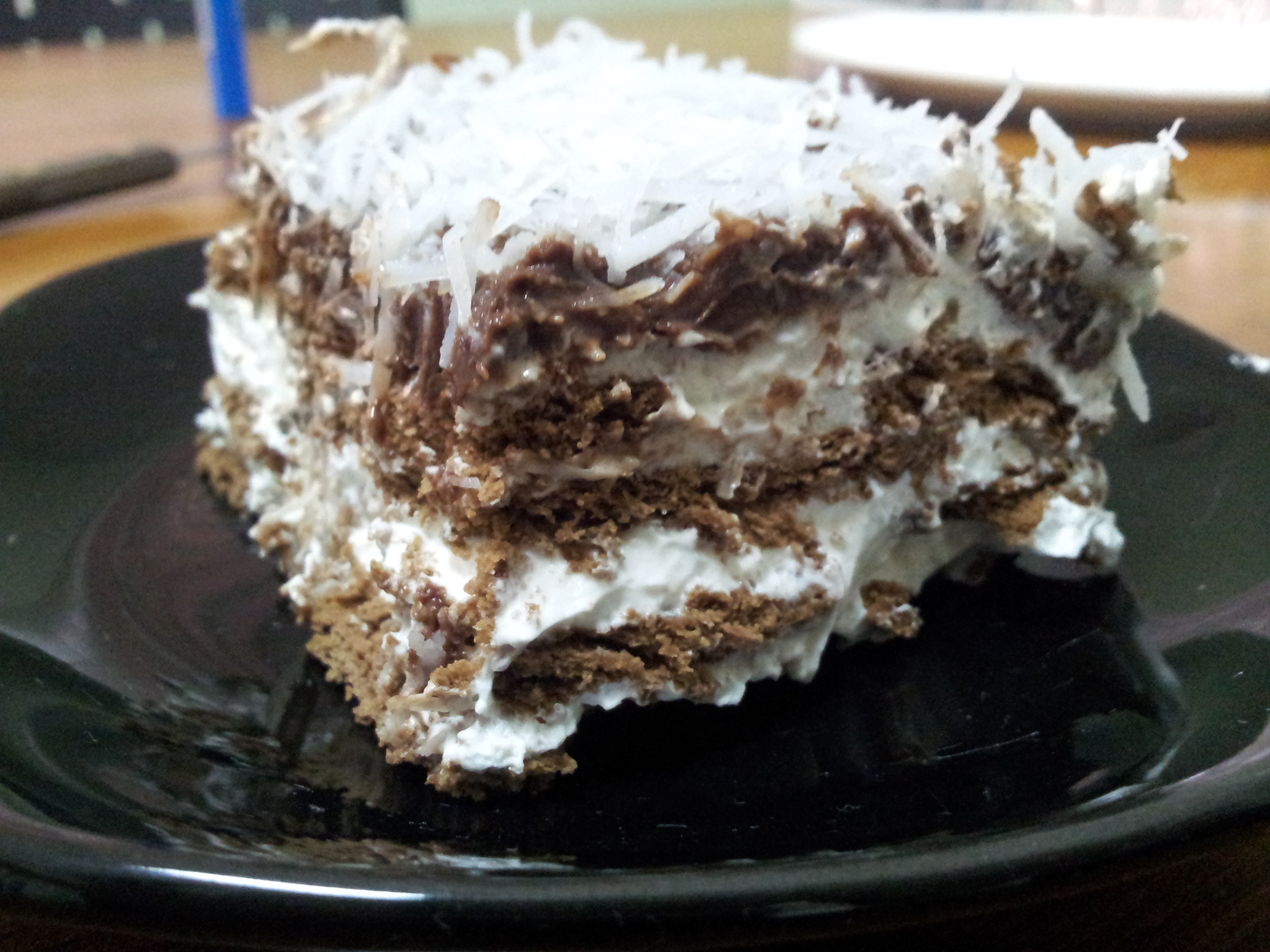 Aprender sobre 61+ imagem bolo de chocolate com côco ralado - br ...
